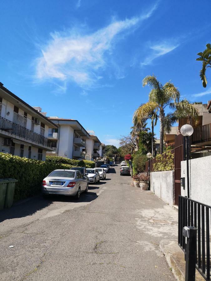 La Lampara Apartment Aci Castello Kültér fotó