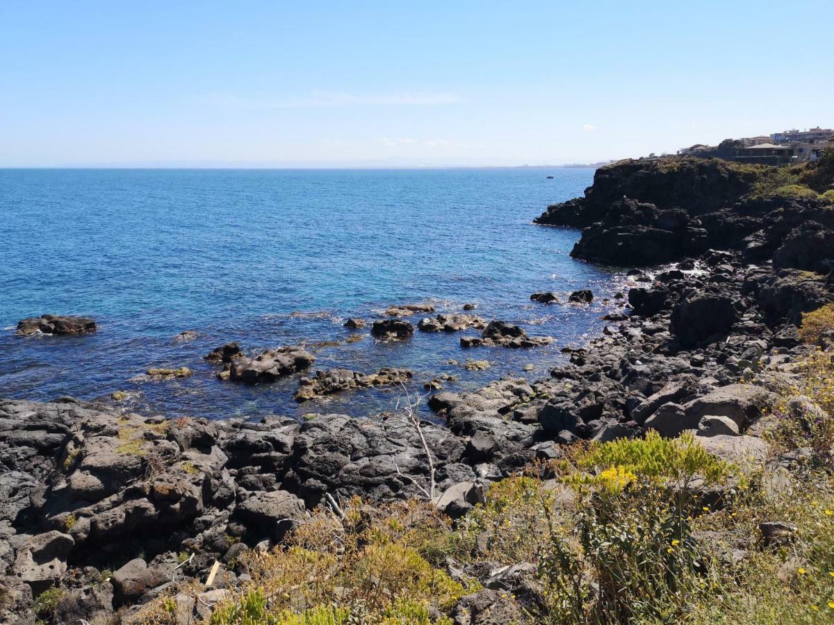 La Lampara Apartment Aci Castello Kültér fotó