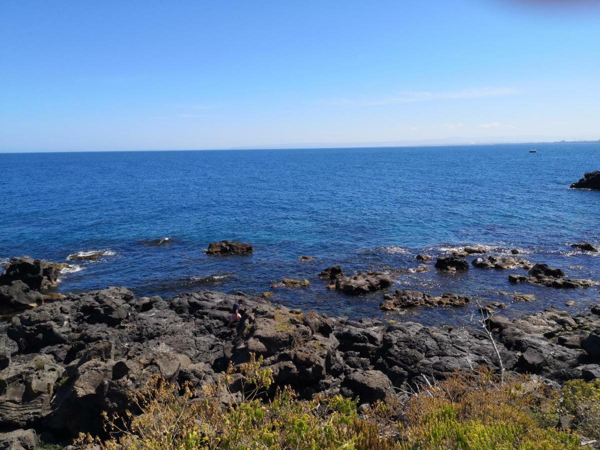 La Lampara Apartment Aci Castello Kültér fotó